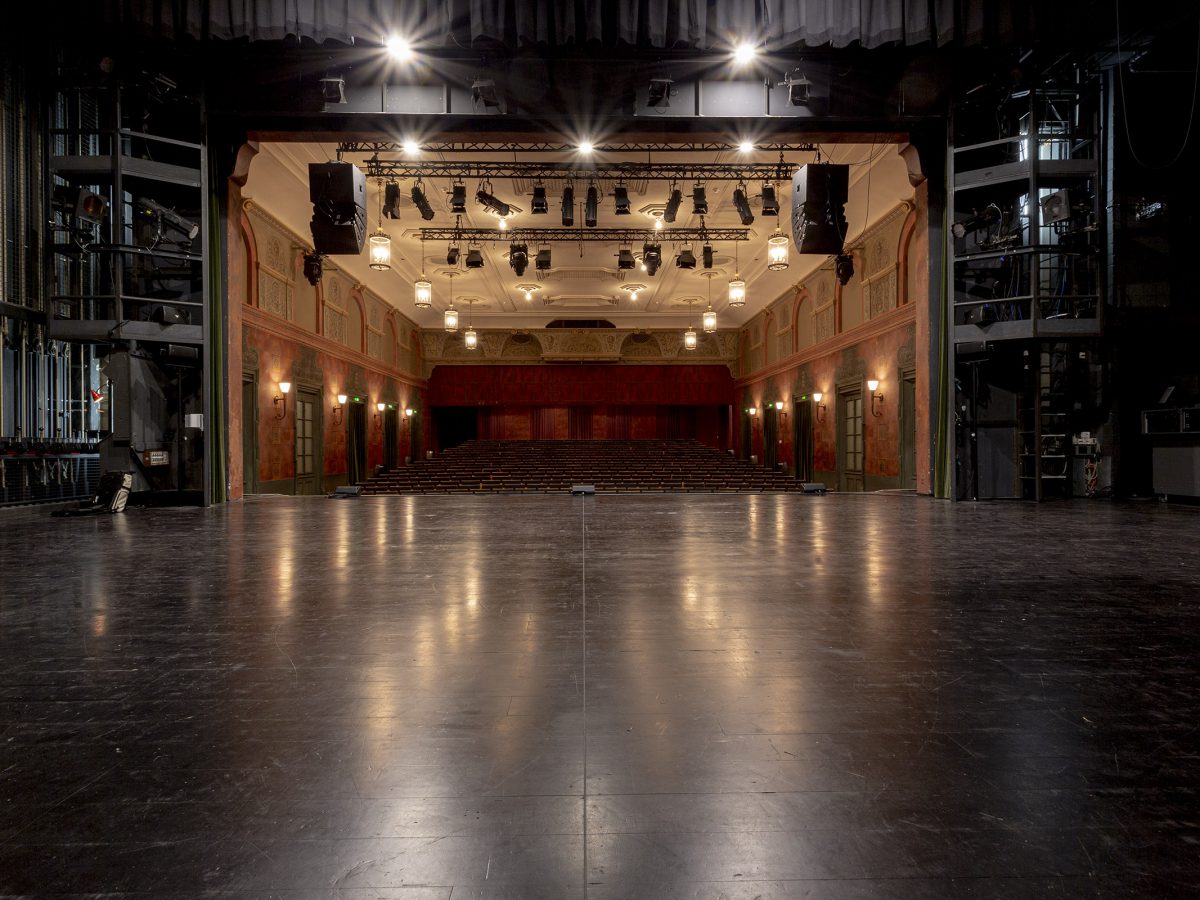 瑞士乌里剧院Uri Theatre系统升级安装德国CODA Audio APS系统